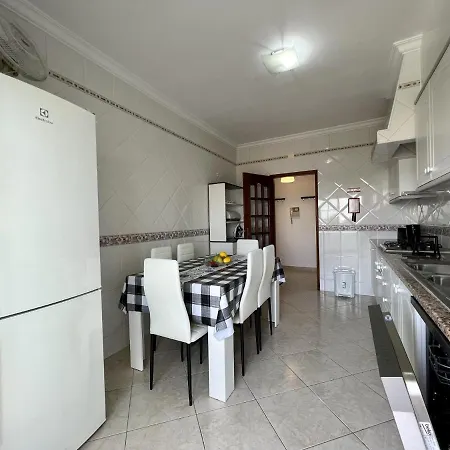 Appartement Typical By Homing Portimão